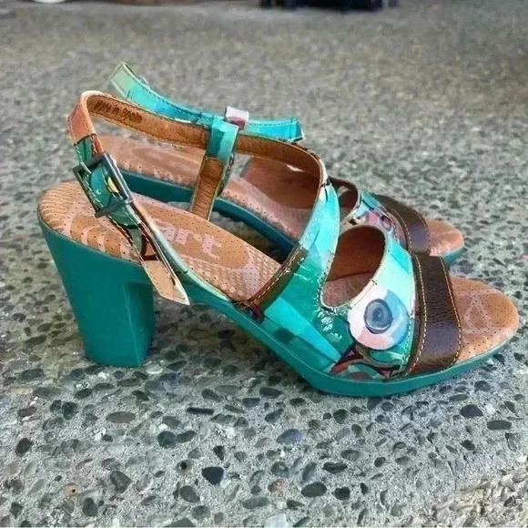 The Art Company Heel Sandals Women 7/7.5 Turquoise Rubber Sole 38 EUC Summer - Picture 3 of 10